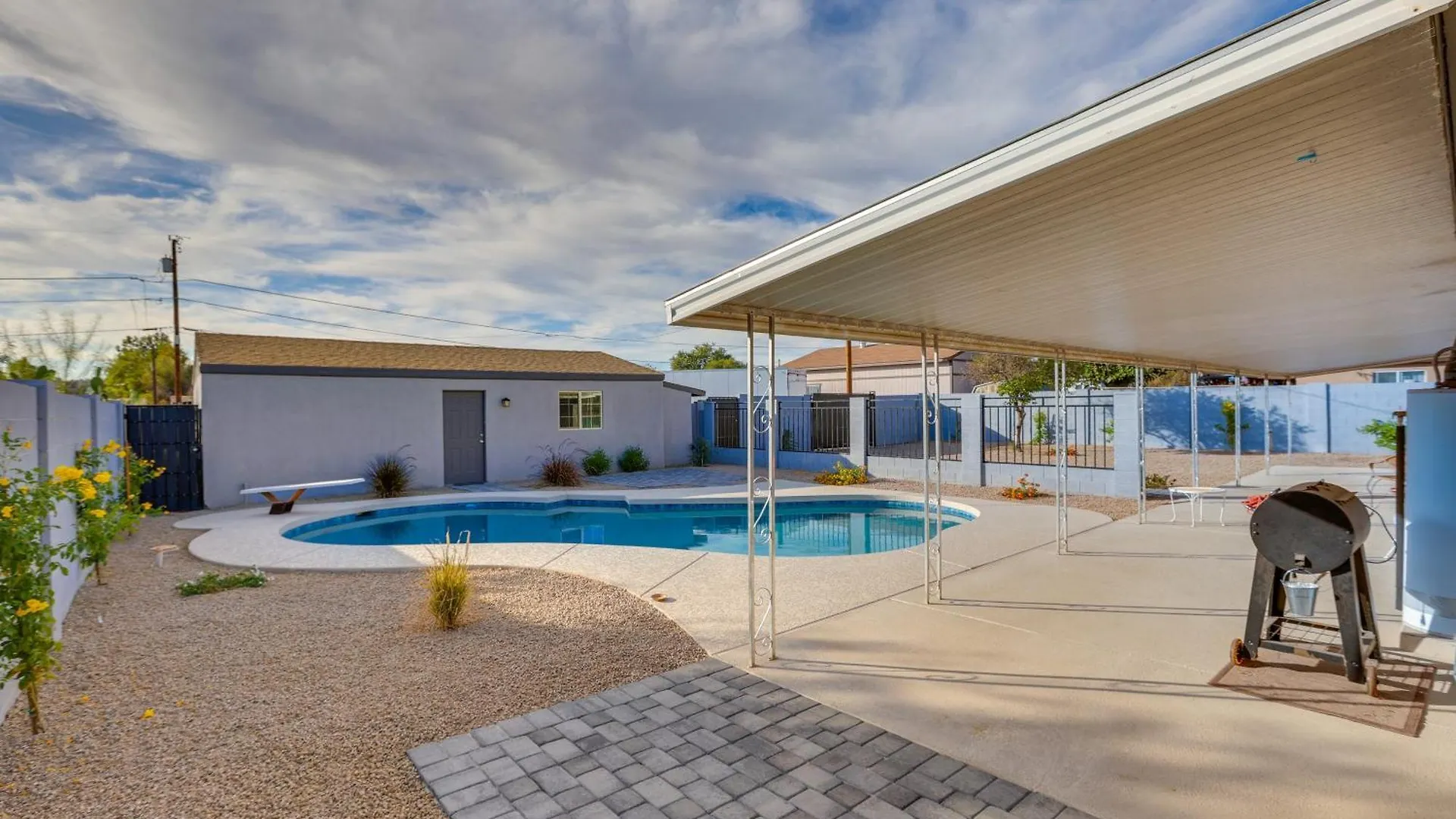 Centrally Located Oasis 1 Mi To Shadow Mountain! Phoenix